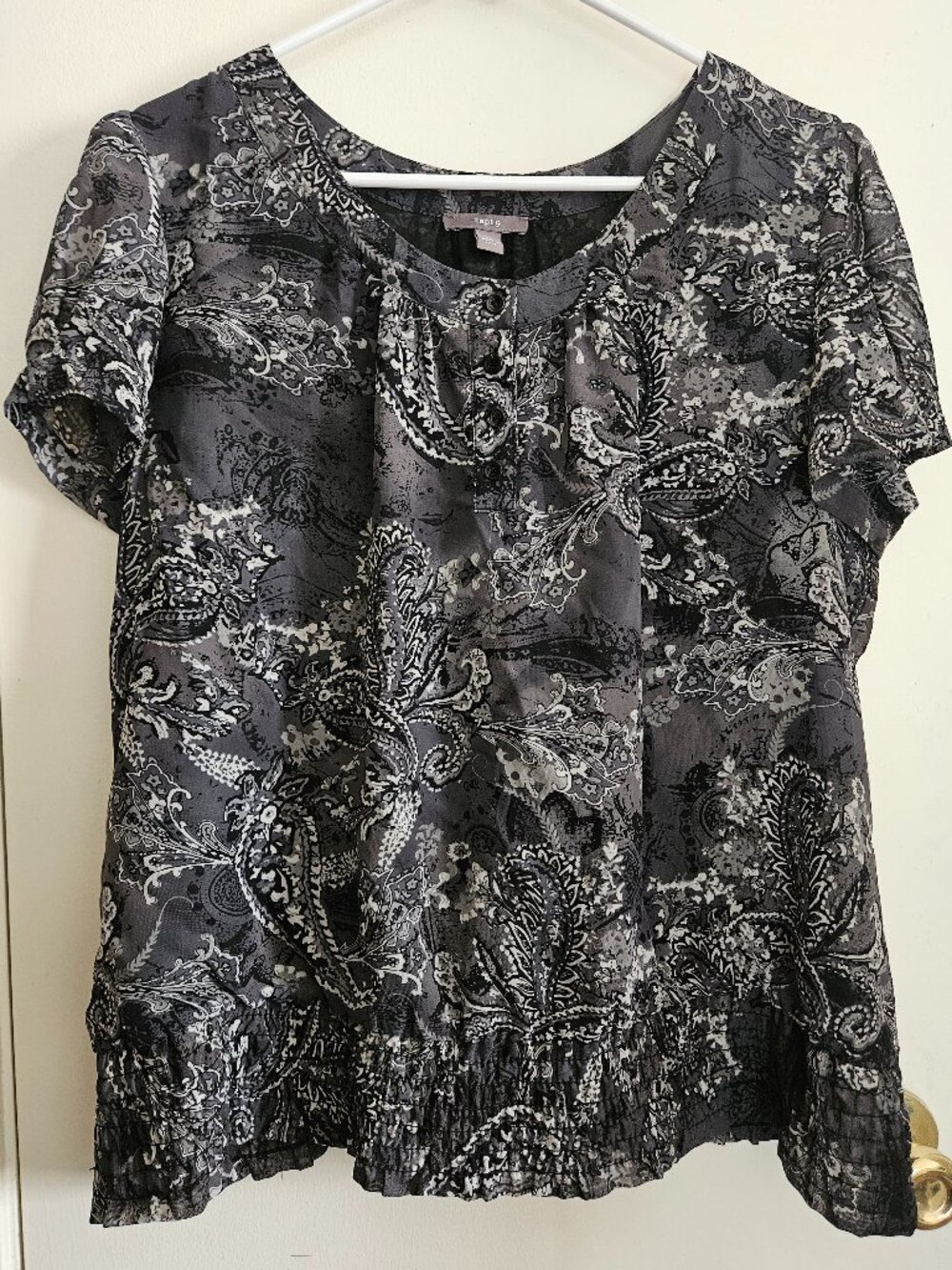 Apt 9 XL Gray & Black Dressy Blouse Top with Paisley Design